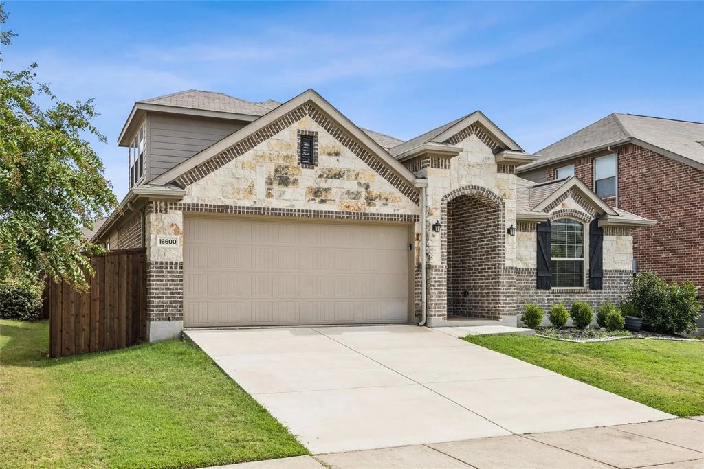 16600 Amistad Avenue, Prosper