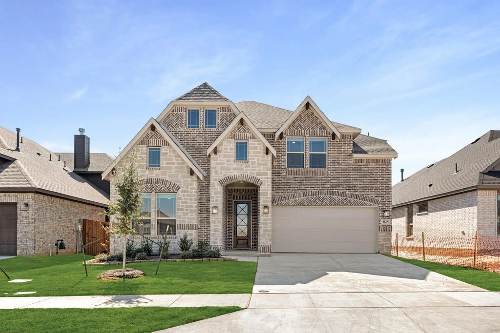 4429 Blue Mist Drive, Fort Worth