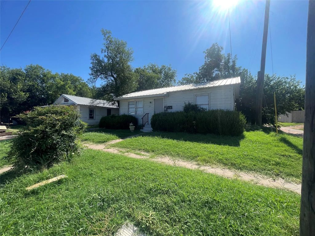 605 Van Buren Street, Wichita Falls