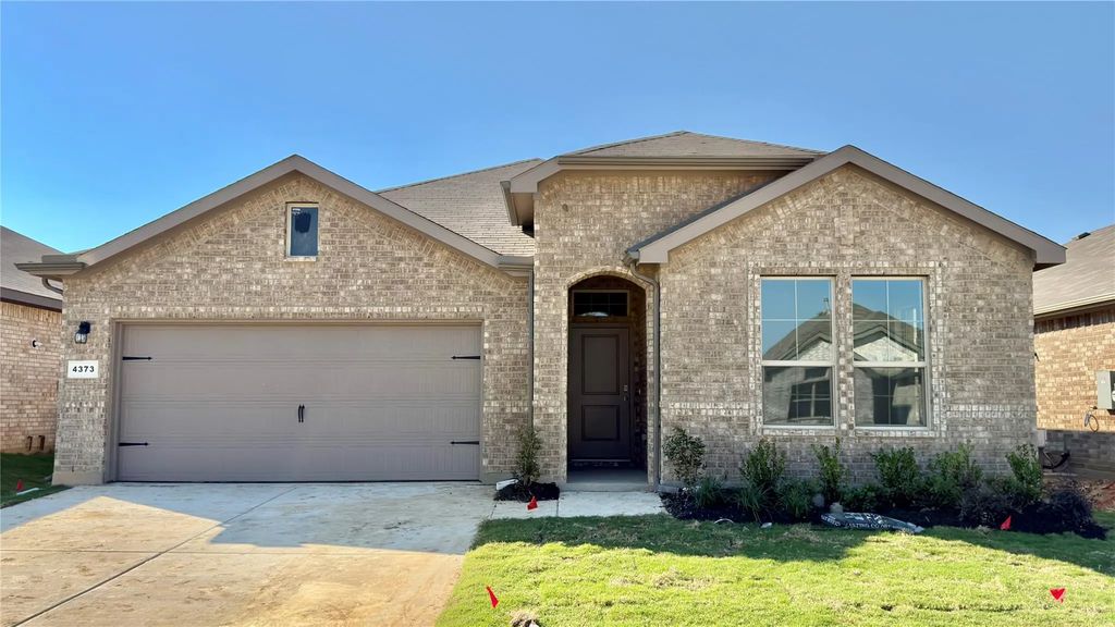 4373 Mill Stream Lane, Fort Worth