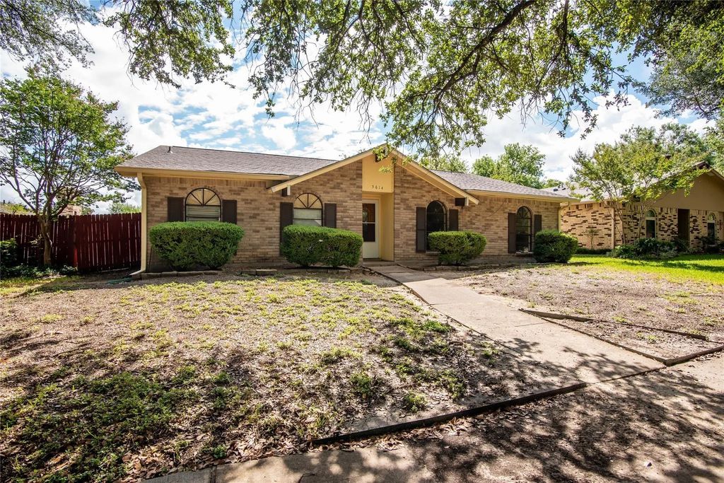 5614 Christie Lane, Garland