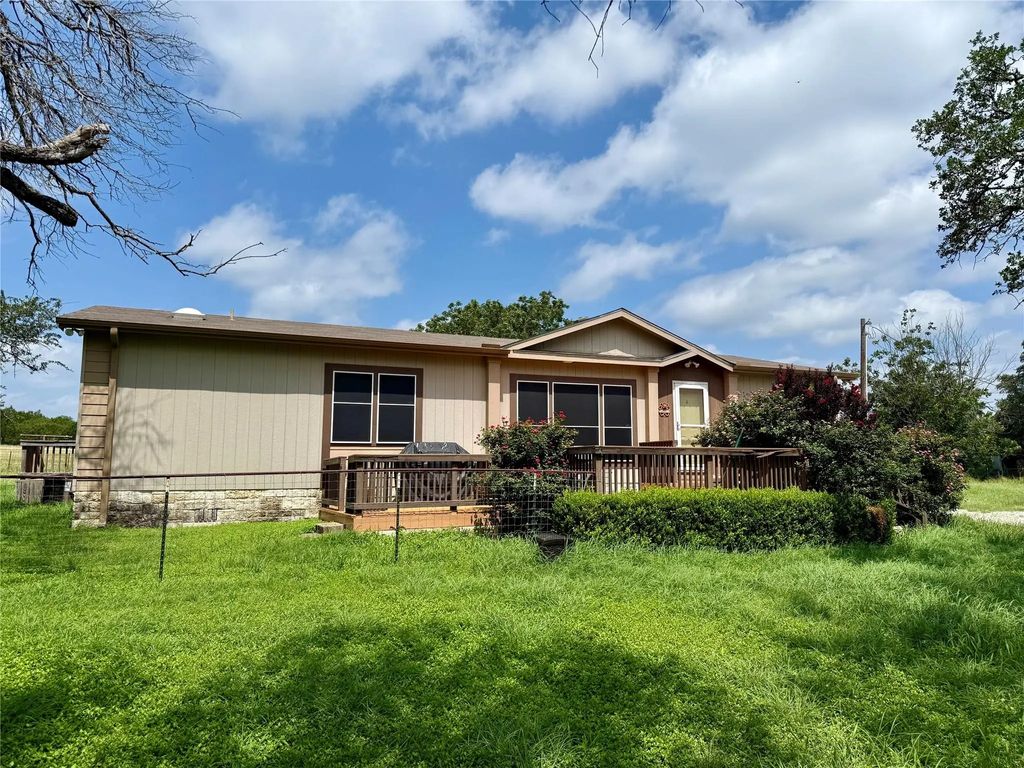 665 Indian Creek Road, Evant