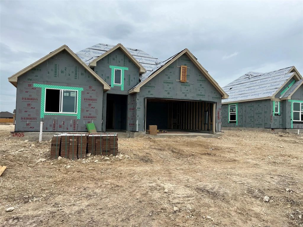 2905 Taddy Road, Lorena