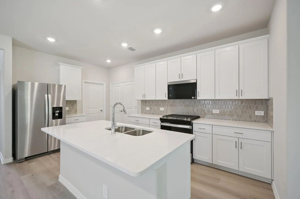 3409 High Valley Drive, Princeton
