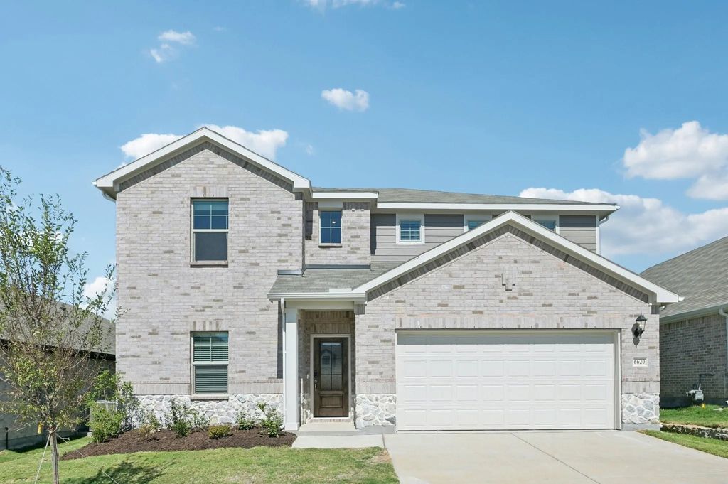 6620 Valley Lake Lane, Fort Worth