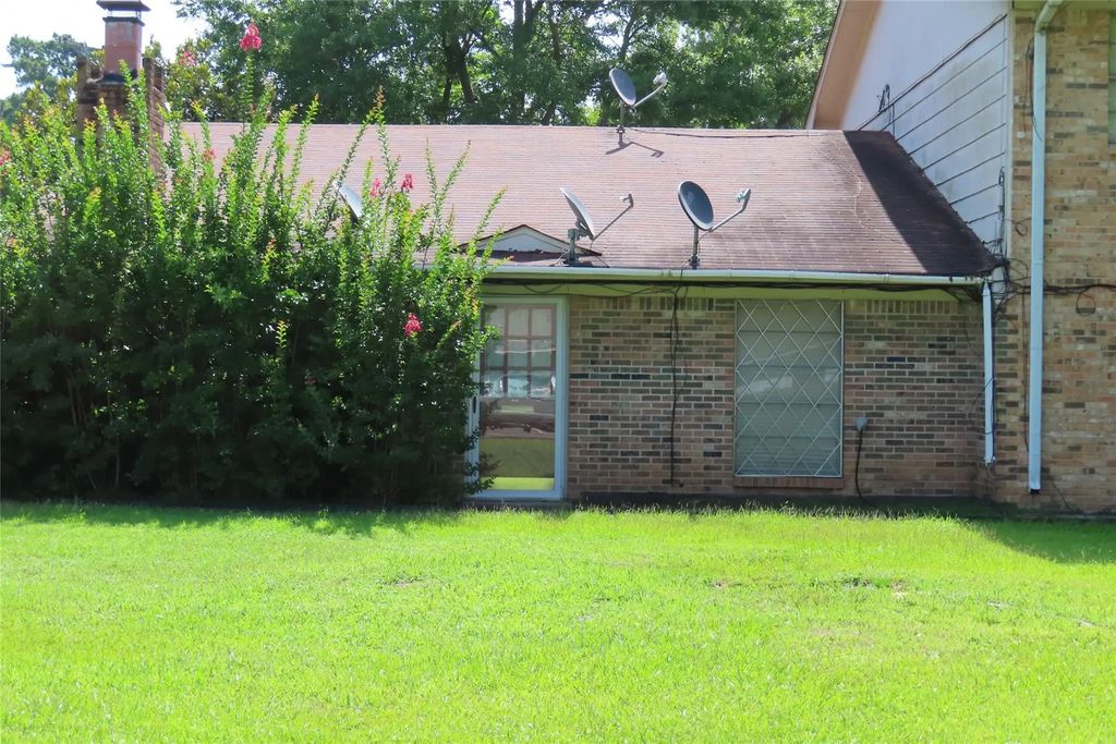 315 N Arkansas Street, Springhill