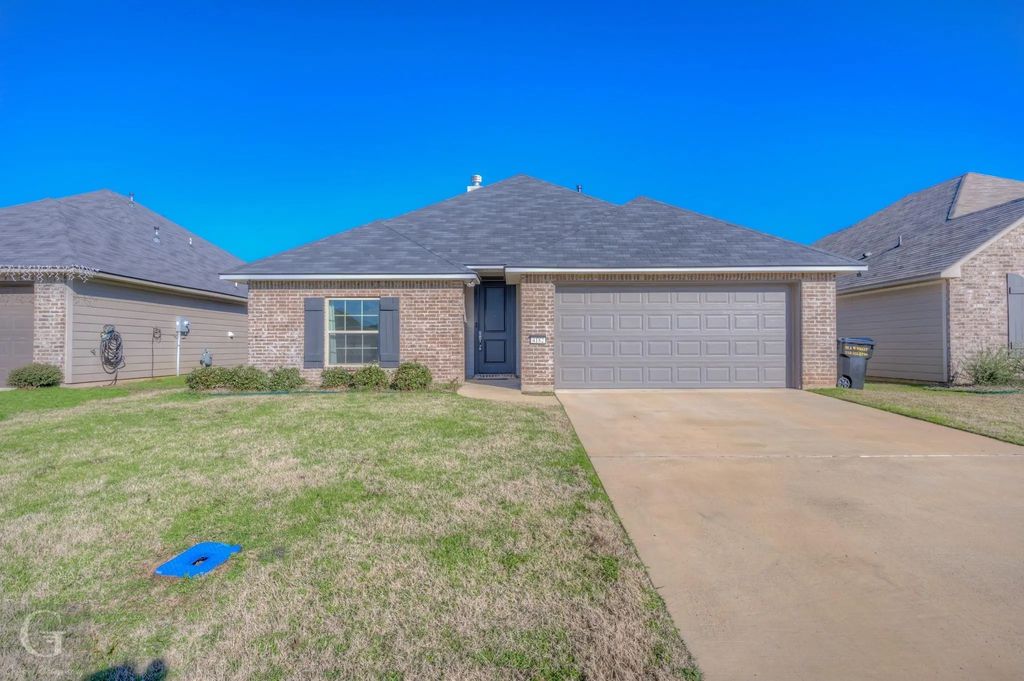4182 Grassy Lake Drive, Bossier City