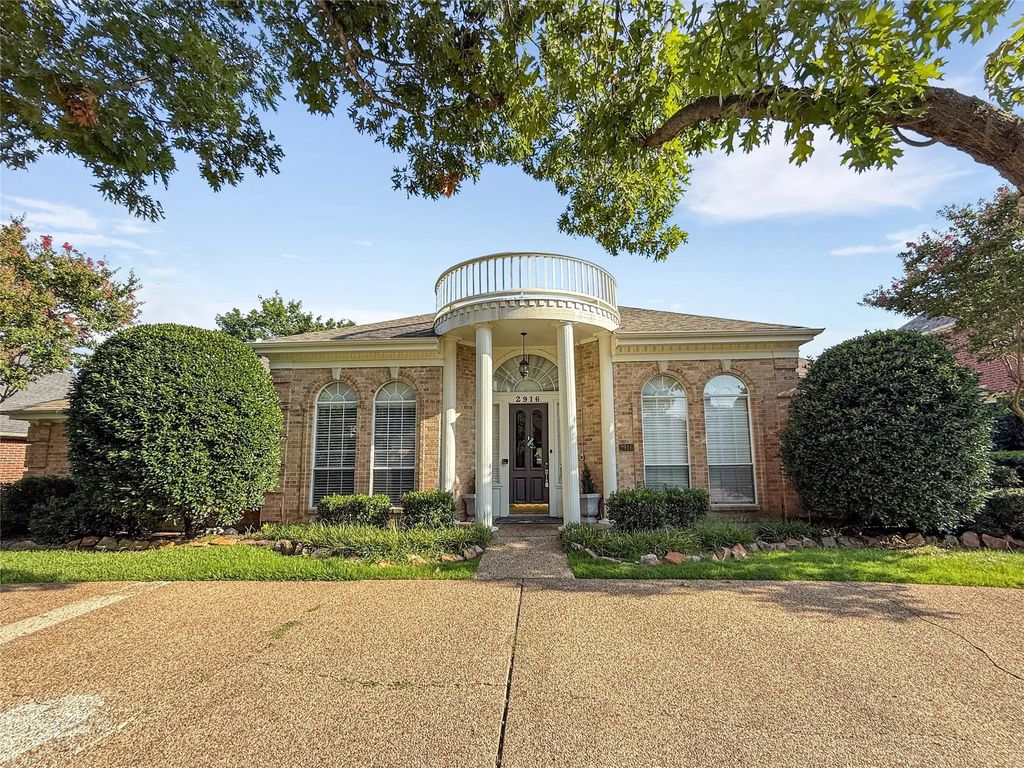 2916 Chalfont Lane, Plano