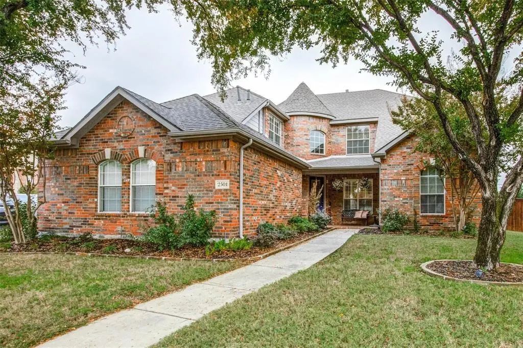 2501 Lakewood Court, Keller