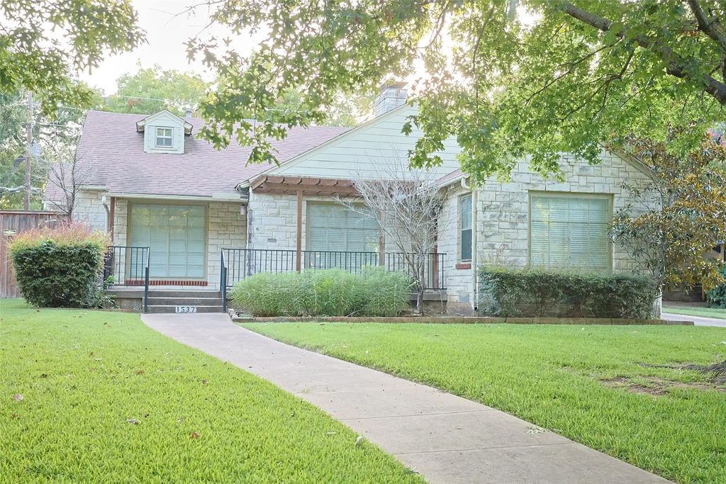 1537 Cedar Hill Avenue, Dallas