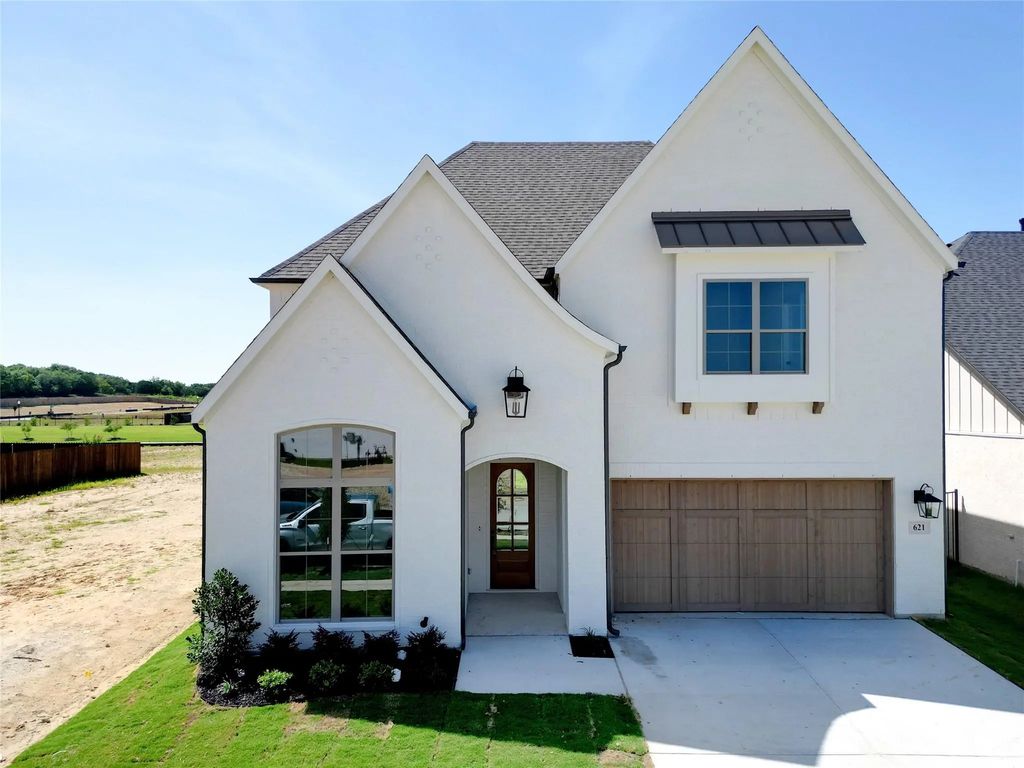 621 Hummingbird Drive, Aledo