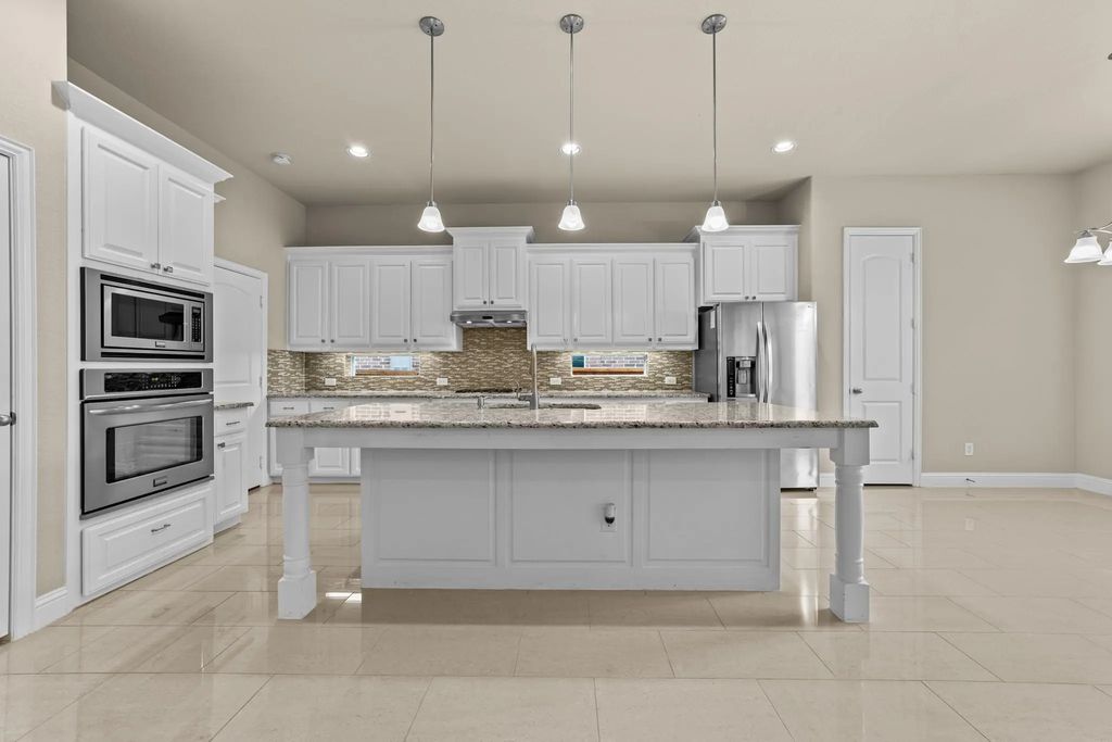7048 Fullerton Circle, Frisco