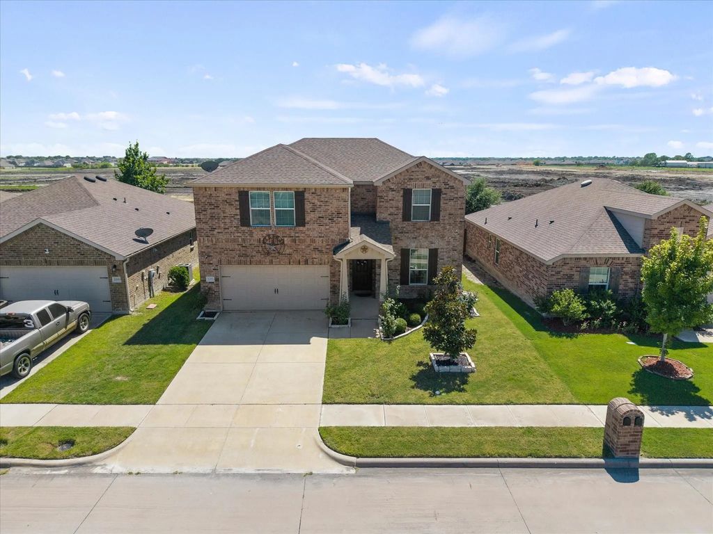 2217 Heaton Street, Forney