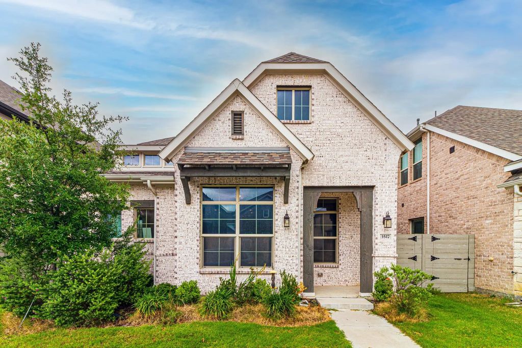 3517 The Commons Parkway, Sachse