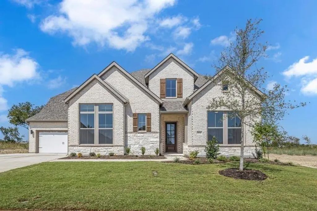 2103 Hamilton Park Drive, Mansfield