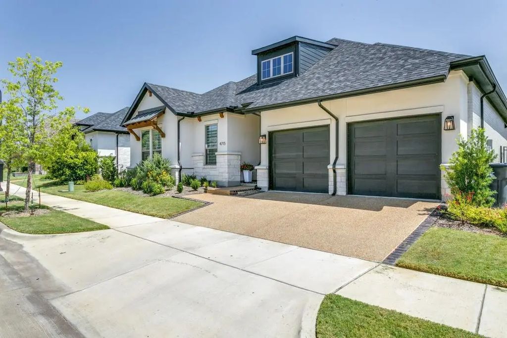 4715 Cherry Bark Trail, Arlington