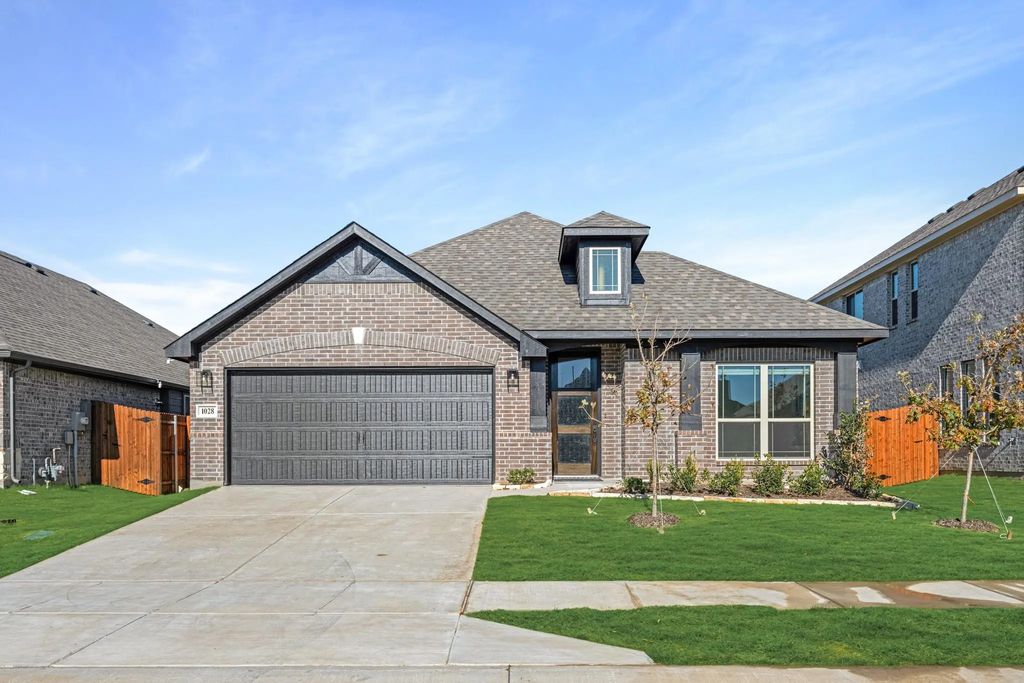 1028 River Oaks Drive, Godley
