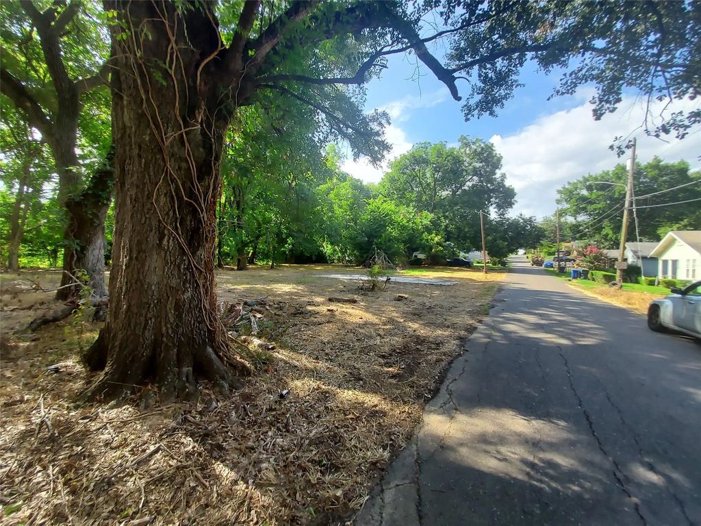 2415 Roosevelt, Shreveport
