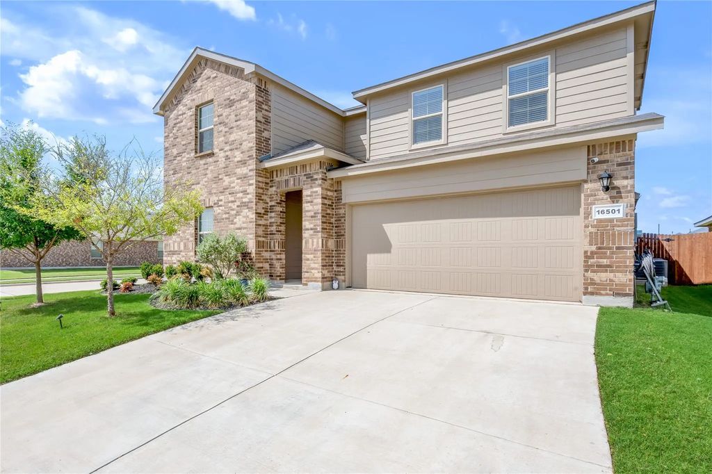 16501 Portage Street, Justin