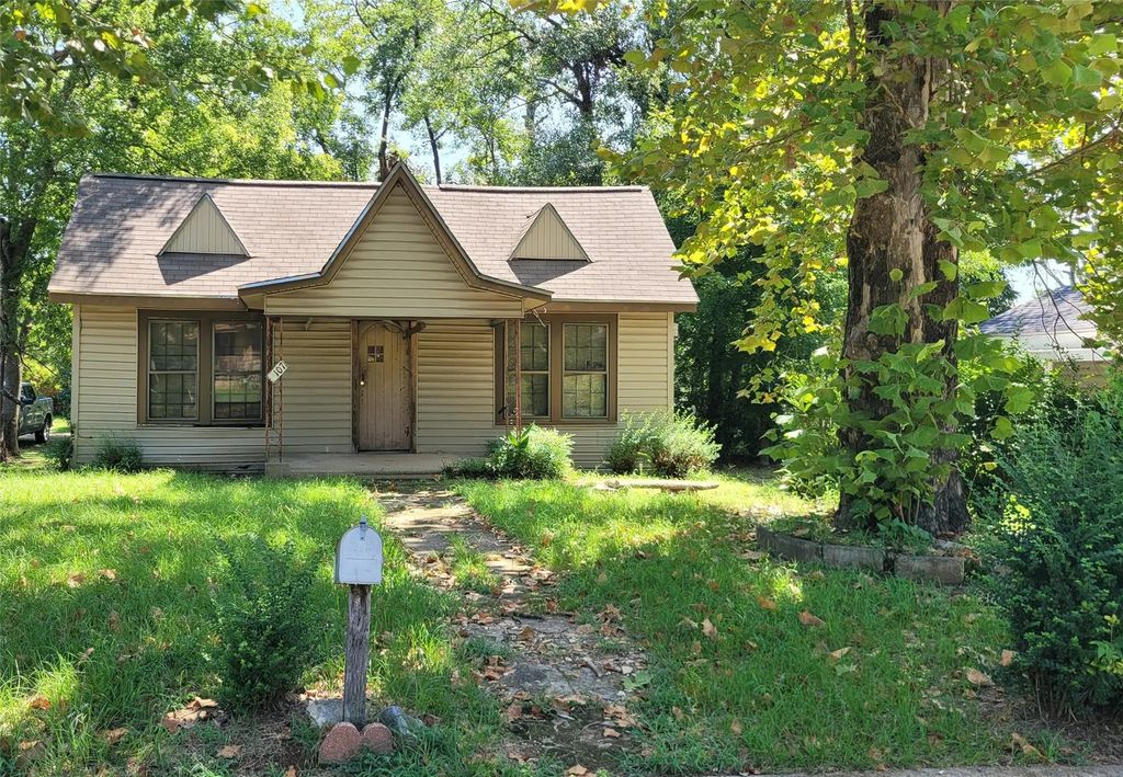 1107 N Ross Avenue, Tyler