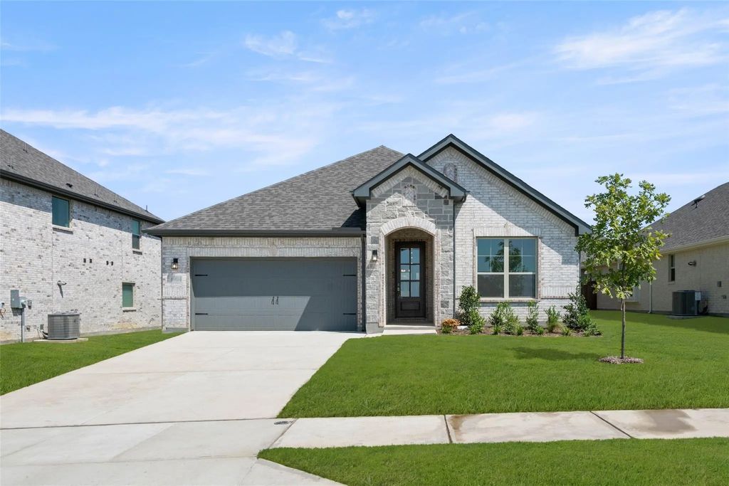 6904 Deadwood Trail, Fort Worth