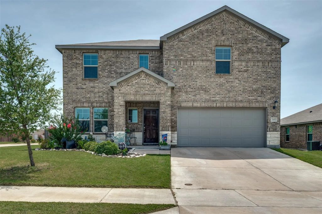 2601 Breccia Drive, Fort Worth