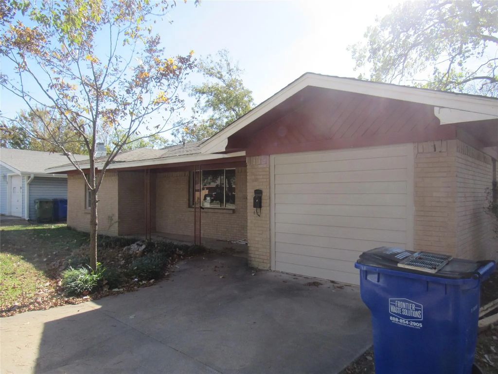 706 Abney Street, Whitesboro