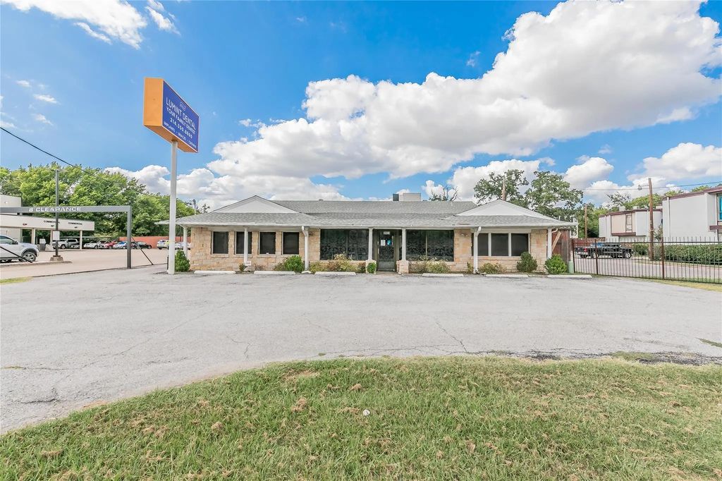 2823 Kendale Drive, Dallas