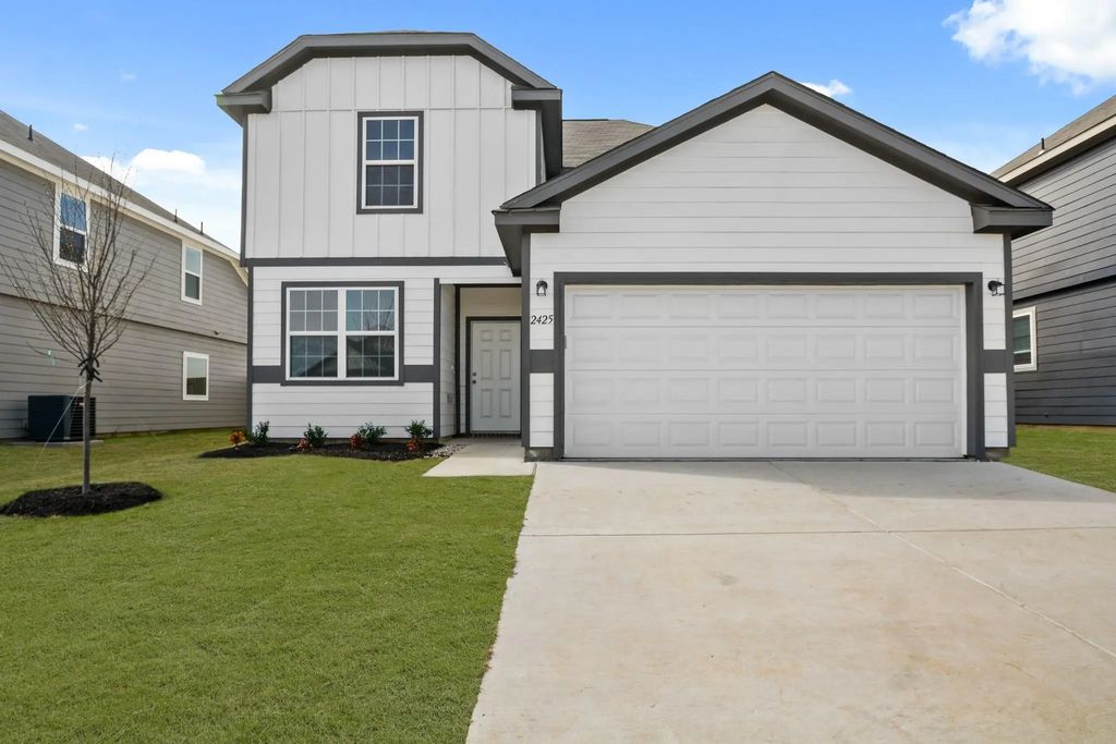 2425 Dahlia Drive, Fort Worth
