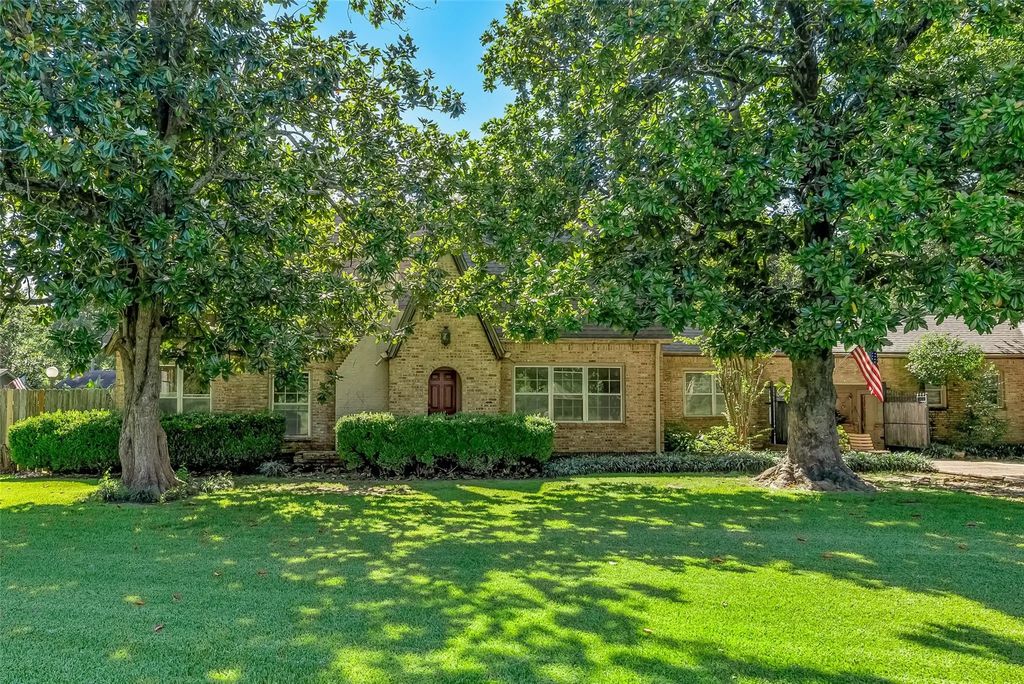 227 Gray Street, Belcher