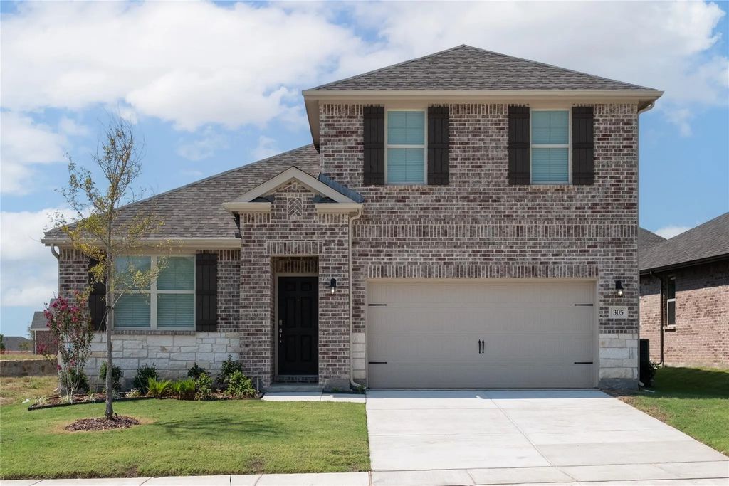 305 Thorn Creek Drive, Anna