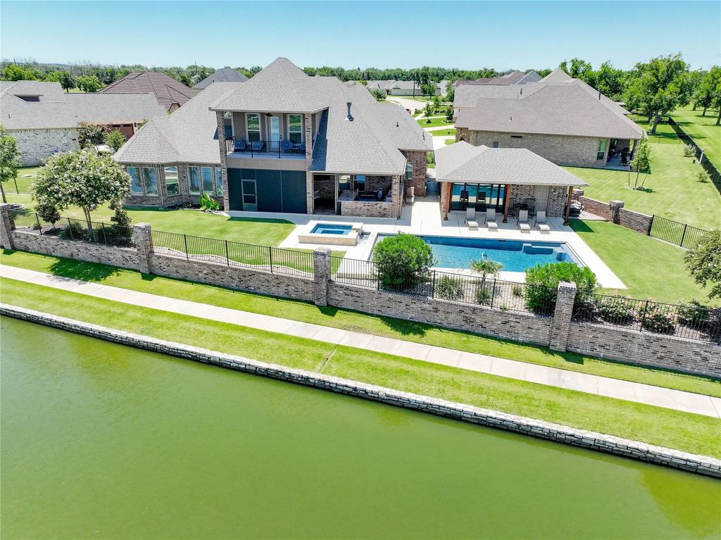 6112 Browning Court, Granbury