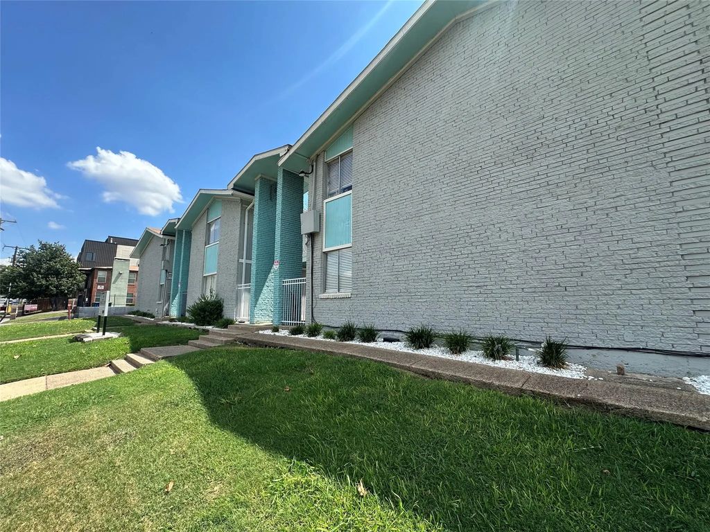 4606 Monarch Street 215, Dallas