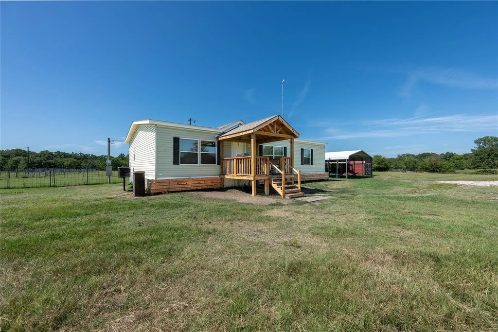 2737 Merrington, Quinlan