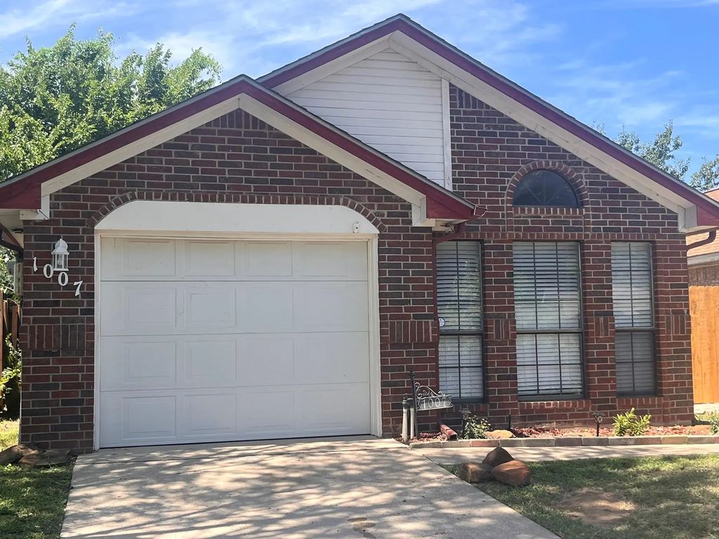 1007 Mack Place, Denton