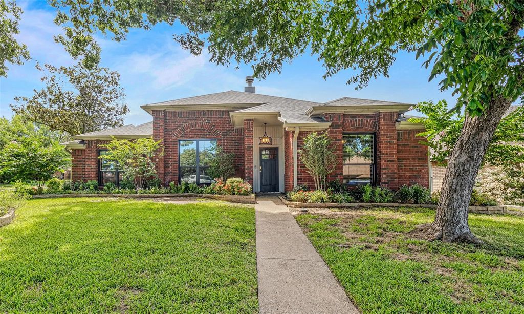 1802 Grayson Avenue, Mesquite