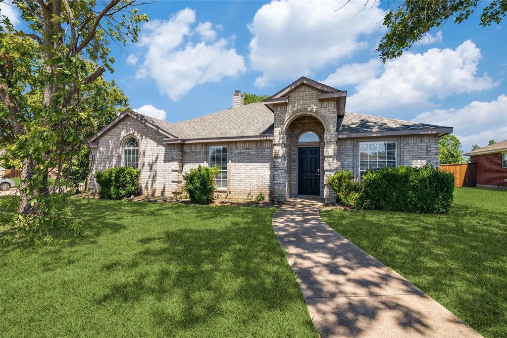 3522 Tina Street, Sachse
