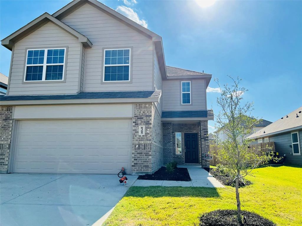 8308 White Pine Drive, Fort Worth