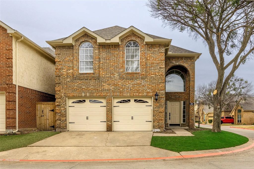362 Arbor Lane, Euless