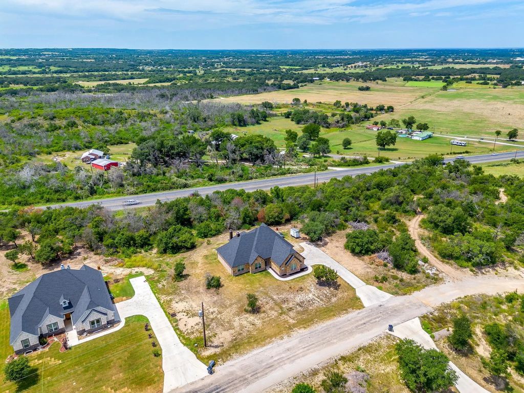 1053 Tex Lane, Springtown