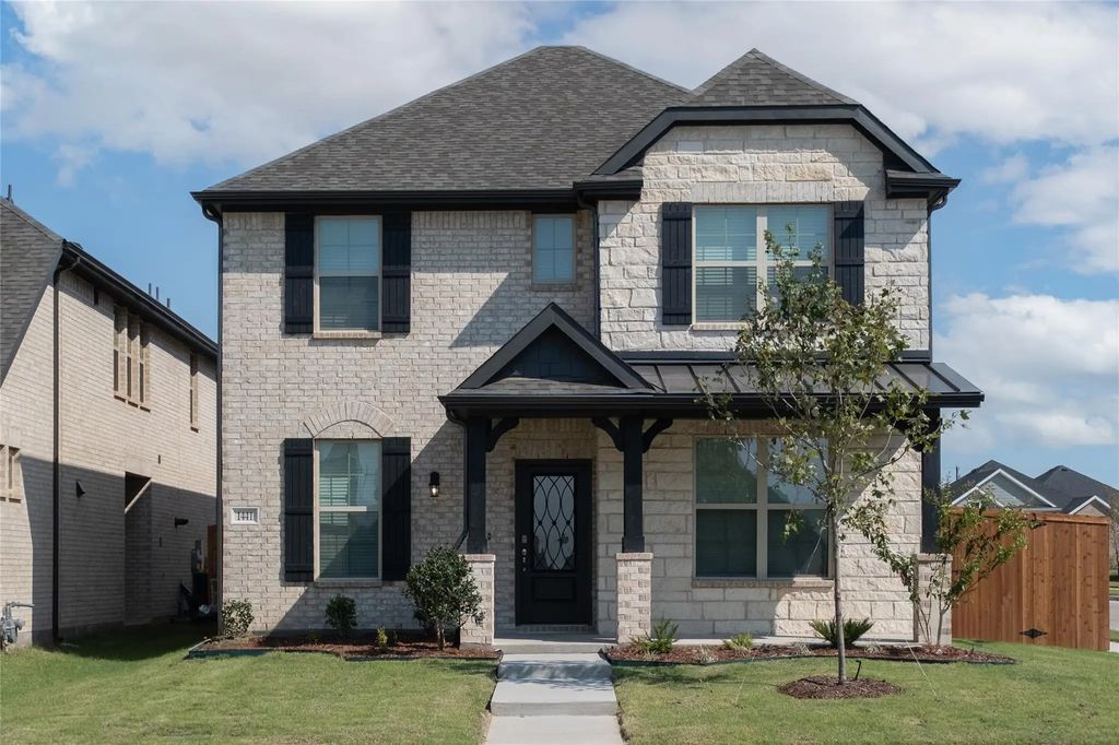 1441 Lady Bird Road, Justin