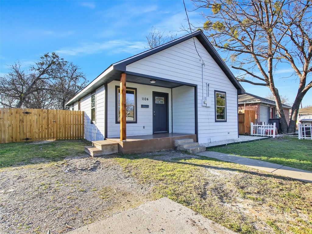 1104 Hamilton Street, McKinney