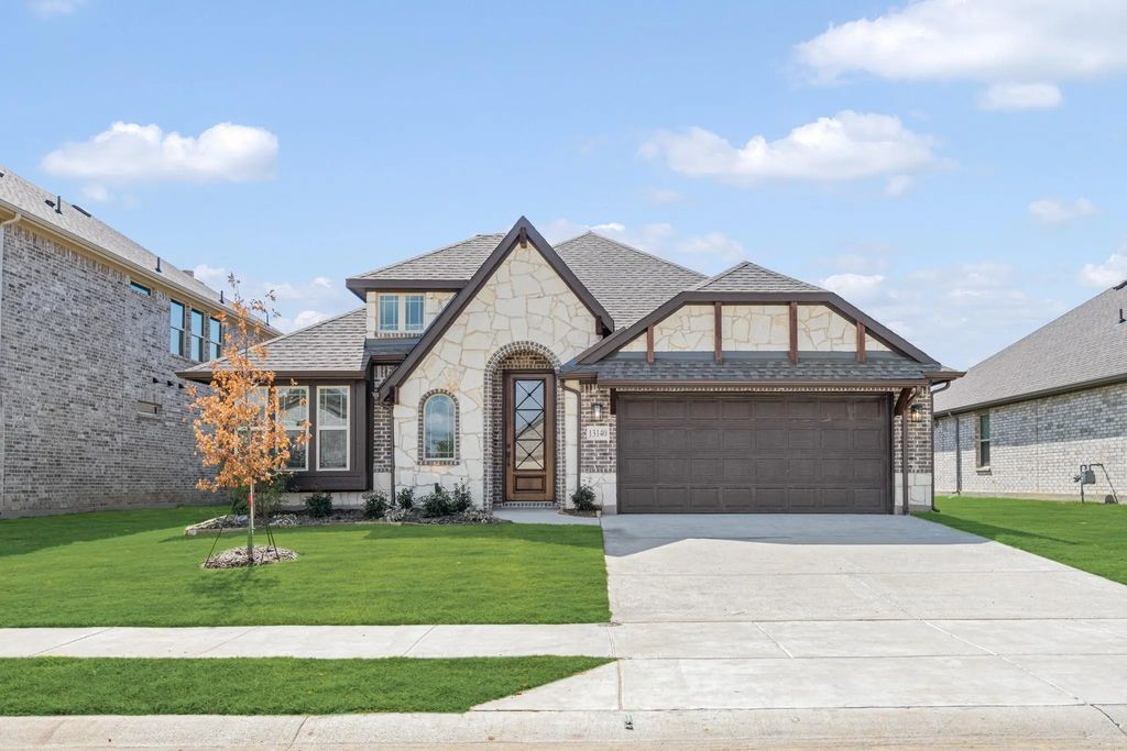 13140 Yellowstone Way, Providence Village