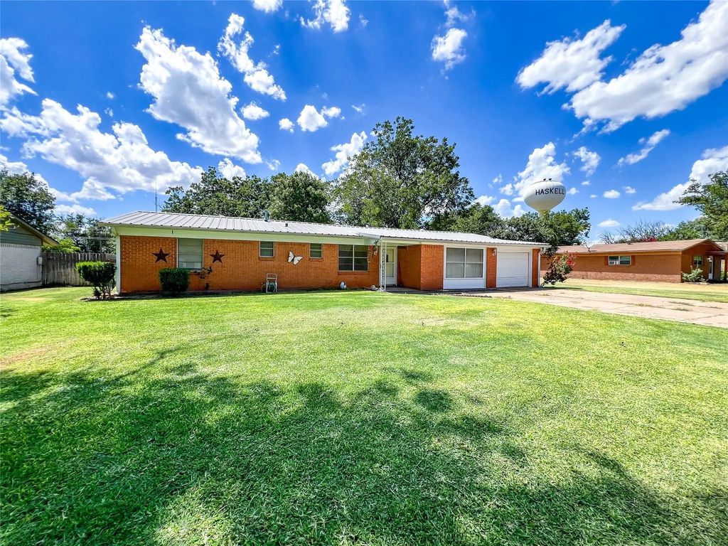 1303 N Avenue L, Haskell