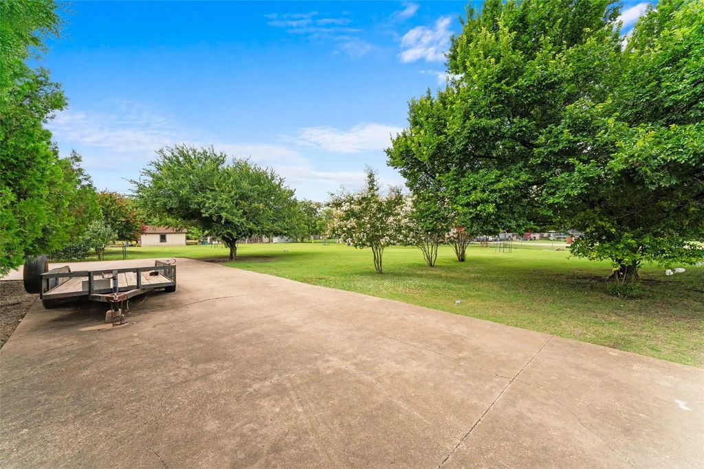 9312 County Road 513, Alvarado