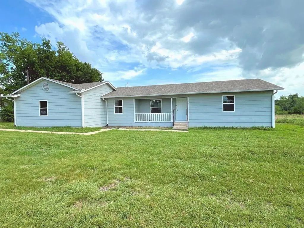 1455 Fm 1903, Greenville