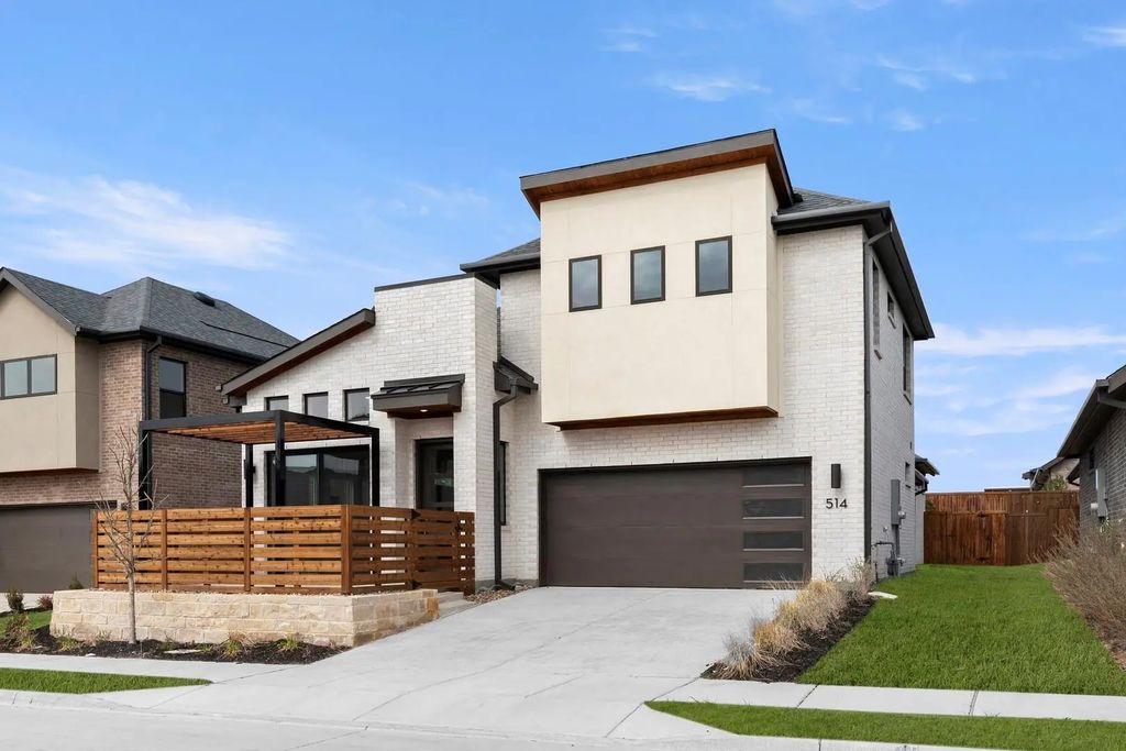 514 Sherwood, Melissa