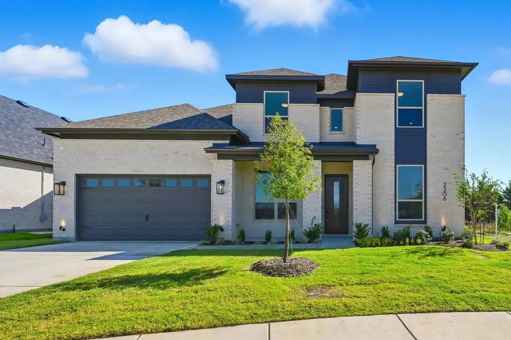 2206 Railhead Trail, Waxahachie