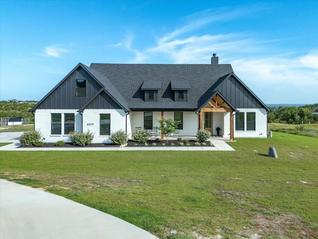 5219 Old Dennis Road, Weatherford