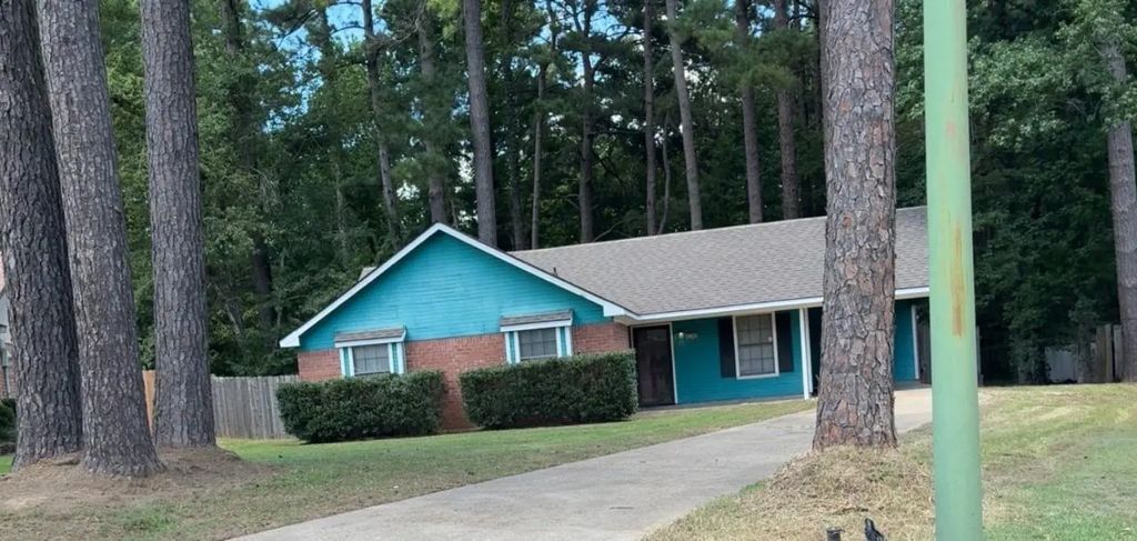 6306 Crosswind, Shreveport